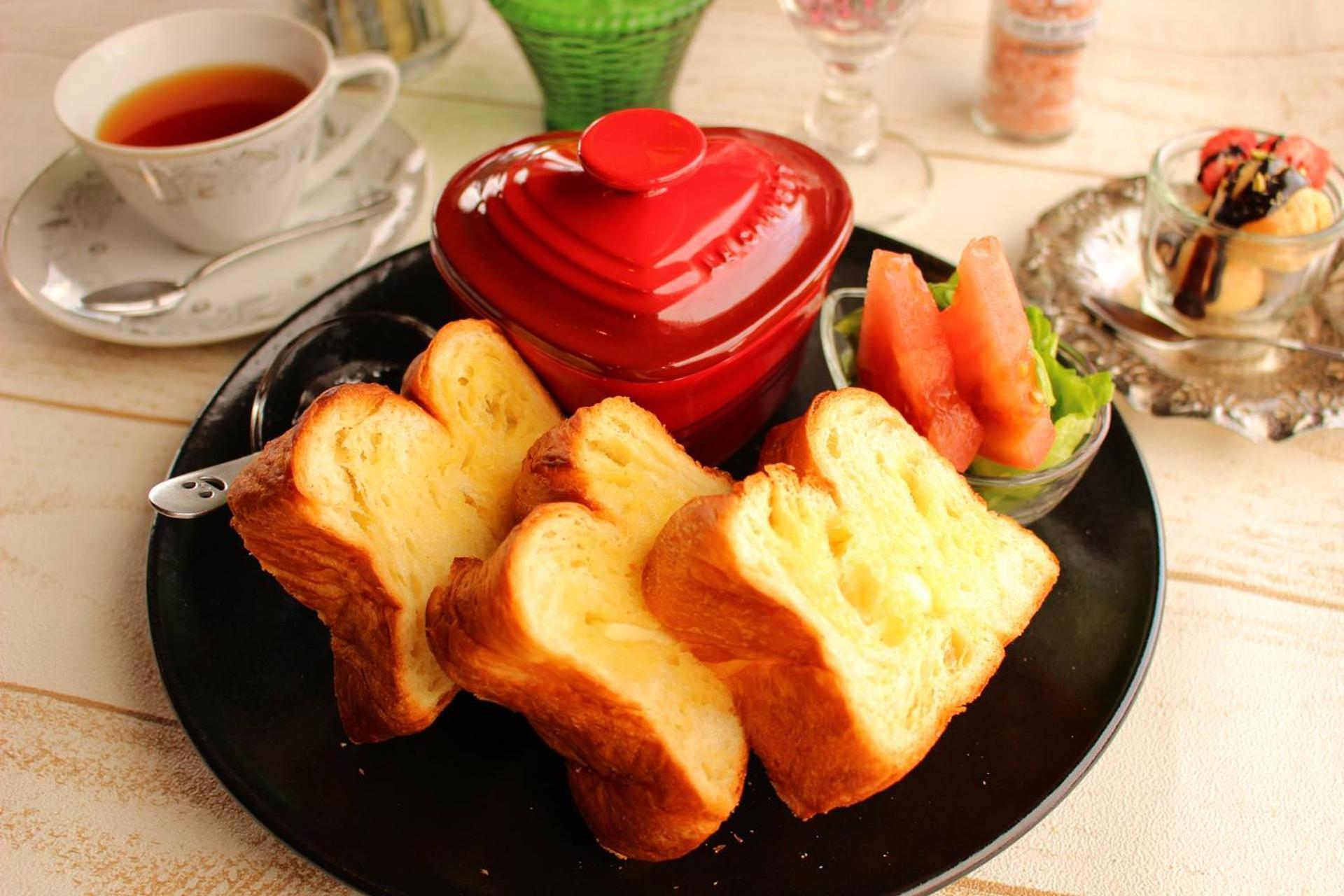 カフェロッジ Touch Wood บิเอะ ภายนอก รูปภาพ